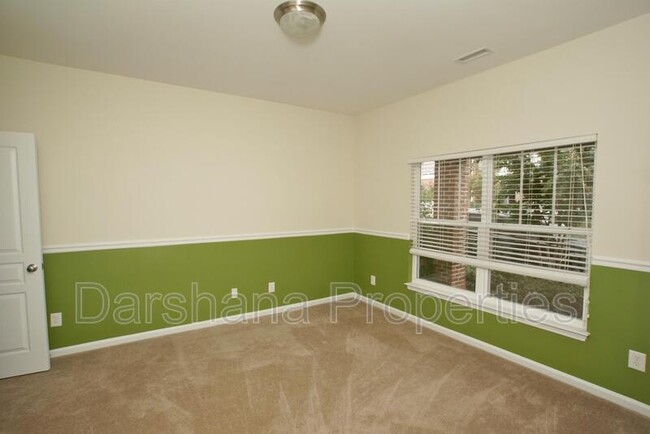 Building Photo - 128 Braeside Ct