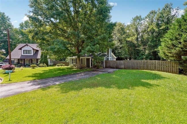 Building Photo - 3107 Del Monico Dr