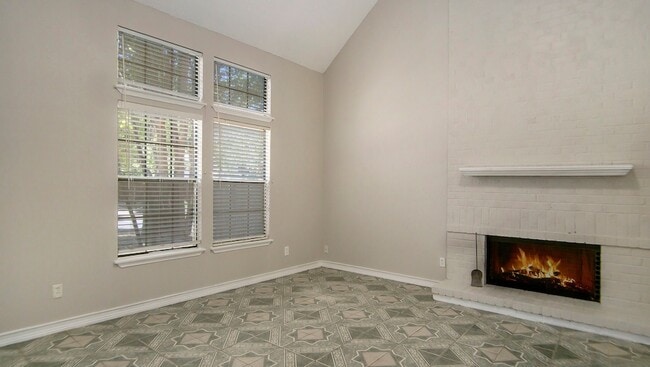 Building Photo - 2541 Galemeadow Dr