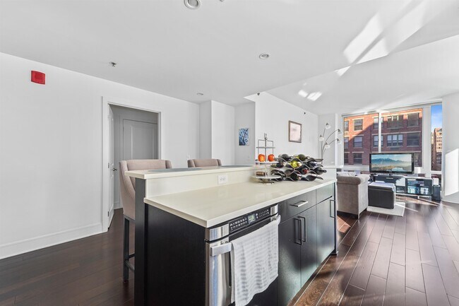 Foto del edificio - 1100 Maxwell Ln