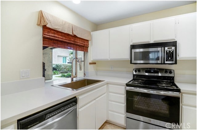 Building Photo - 52 Corniche Dr
