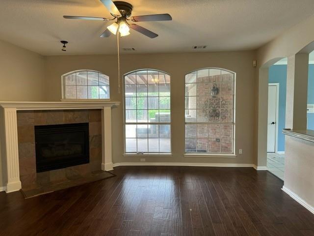 Foto del edificio - 2228 Molly Ln