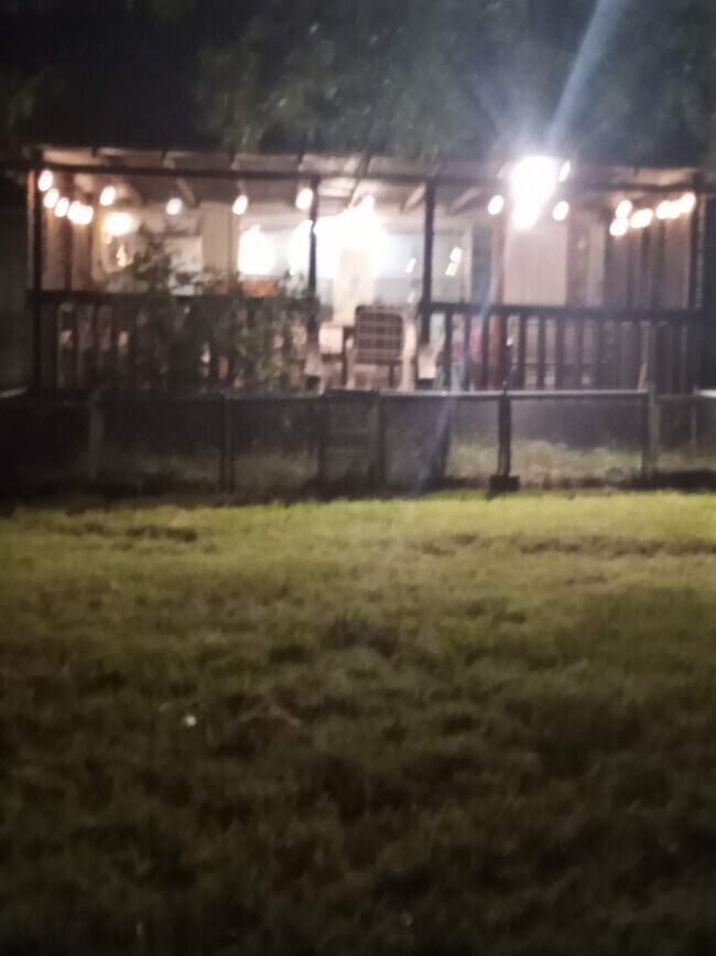 Foto del edificio - 317 Rock Pr Rd