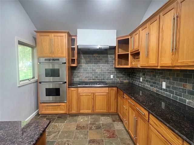 Building Photo - 1720 Plummer Dr