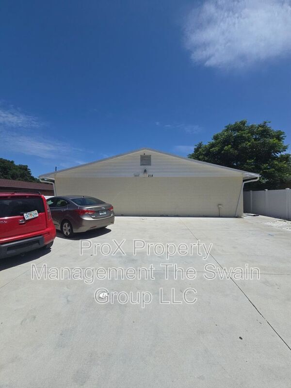 Building Photo - 218 Florida Ave