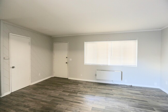 Building Photo - 1169 N Escondido Blvd