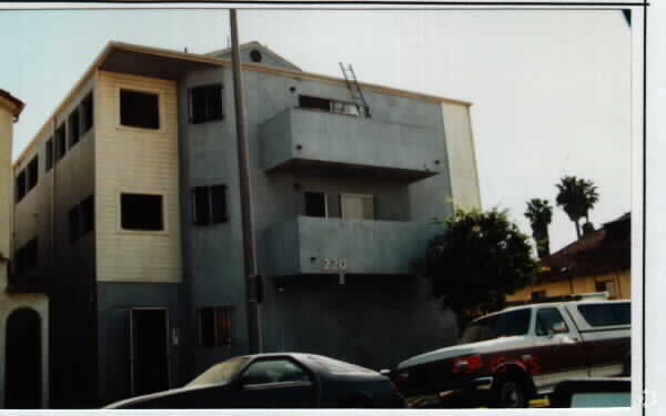 Building Photo - Twelve Street Apartments