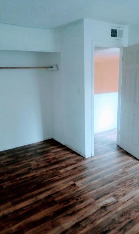 Building Photo - 2805 Macon Drive 26D