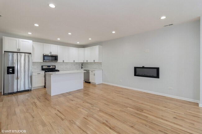 Foto del edificio - 1130 N Ridgeway Ave