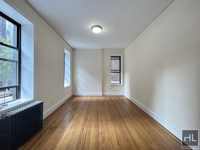 Building Photo - East 38th Street