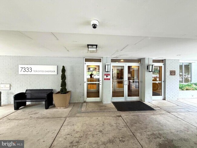 Foto del edificio - 7333 New Hampshire Ave