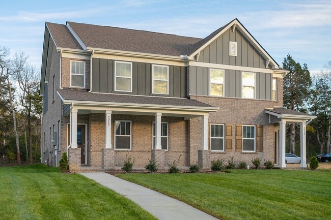 Building Photo - 2217 Hospitality Ln