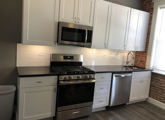 Kitchen - 3835 Wyoming St