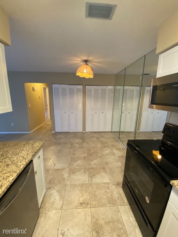 Foto del edificio - 2 br, 2 bath Condo - 3999 NW Cinnamon Circle