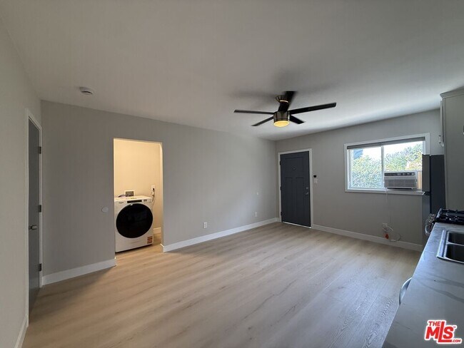 Foto del edificio - 1505 Cochran Ave