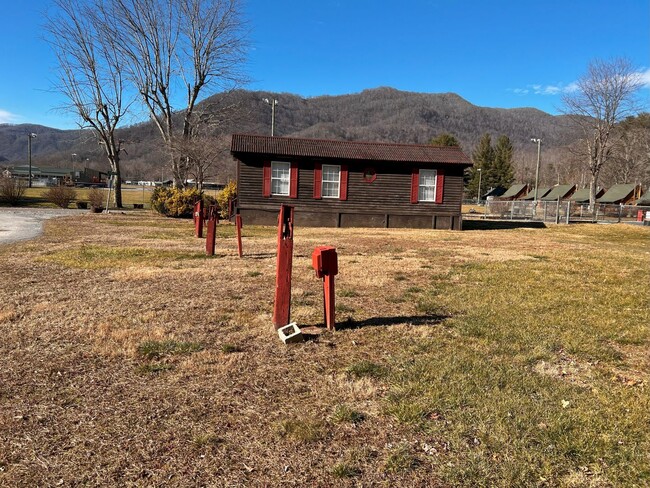 Building Photo - RV Lot Spot in Maggie Valley