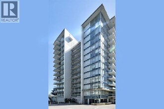 Building Photo - 8288 Lansdowne Rd