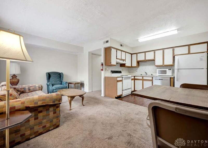 Foto principal - 978 Irving Ave