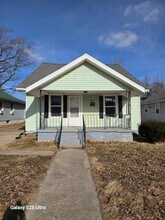 Building Photo - 1312 E Taylor St