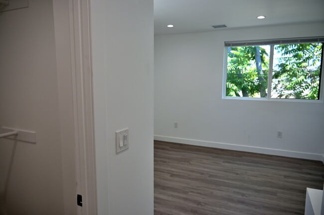 Building Photo - 13538 Remington St
