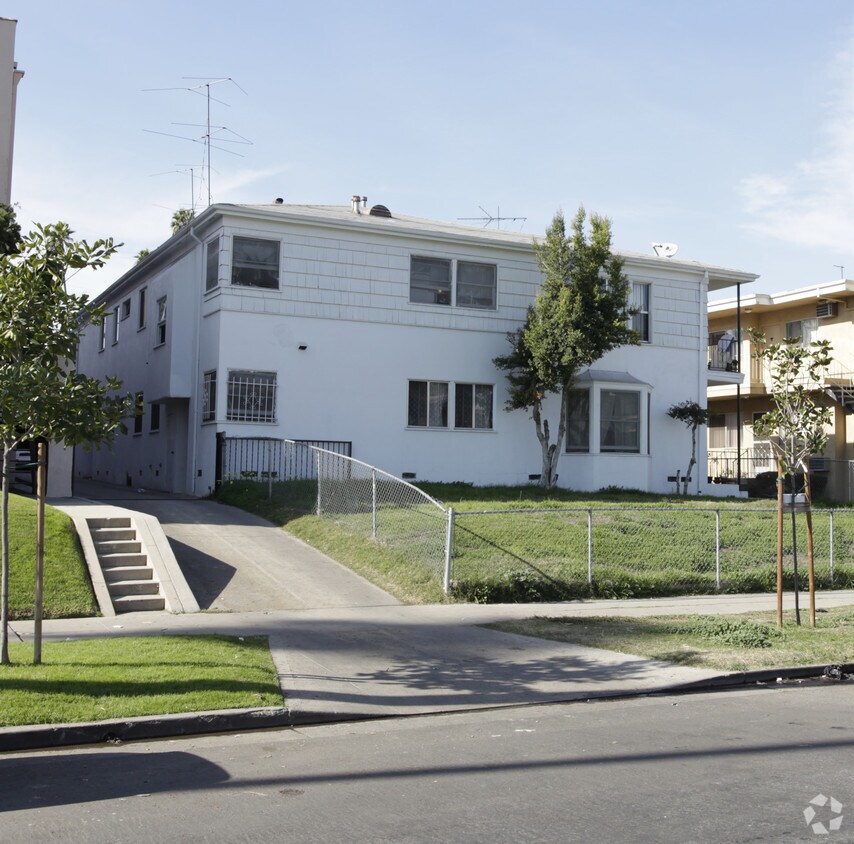 Foto del edificio - 215 N Berendo St