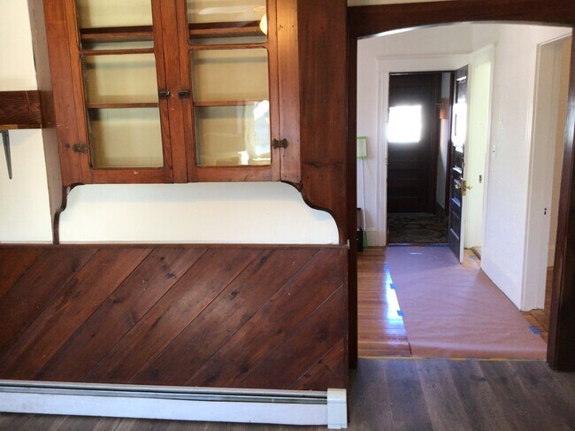 Cocina' - 10 1/2 Bentley St