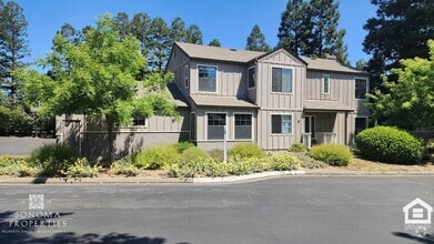 Building Photo - 891 Princeton Dr