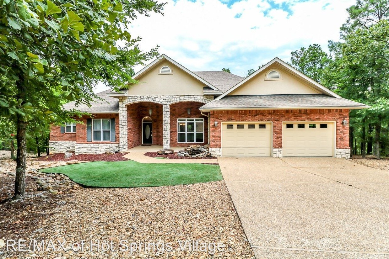 51 Largo Dr, Hot Springs Village, AR 71909 House Rental in Hot