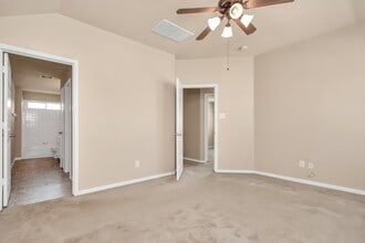 Building Photo - 4047 Mossy Spring Ln