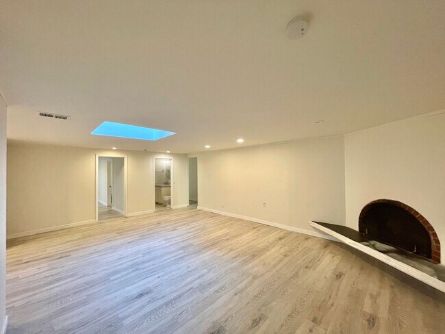 Foto del edificio - Great Home for rent