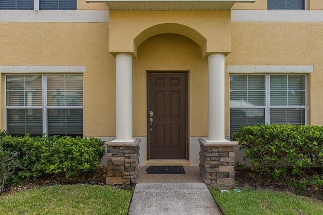 Foto del edificio - 9767 Trumpet Vine Loop