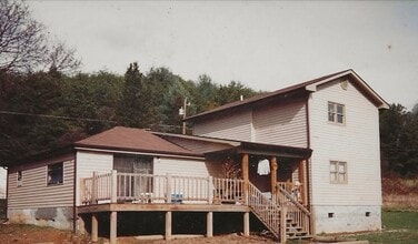 Building Photo - 3506 Meadowbrook Dr