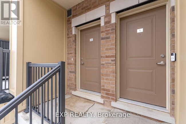 Building Photo - 465 Beresford Path