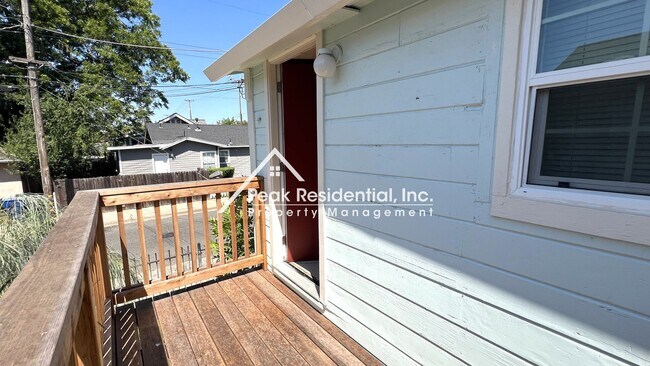 Foto del edificio - Charming 2bd/1ba House near UCD Med Center