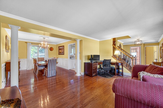 Building Photo - 10700 Churchill Dr