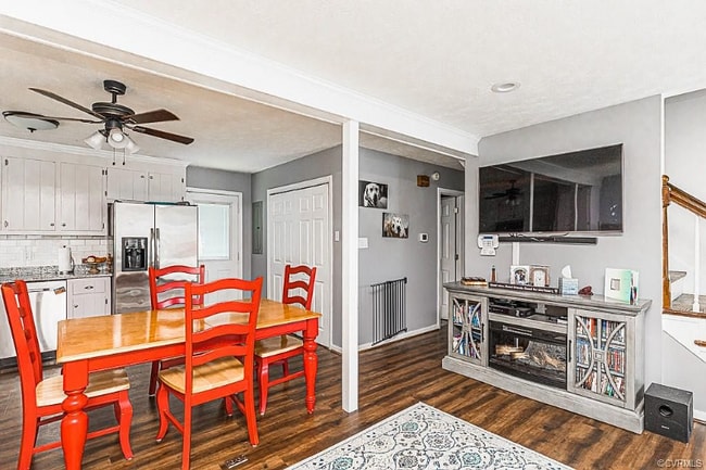 Building Photo - 6492 Marie Ln