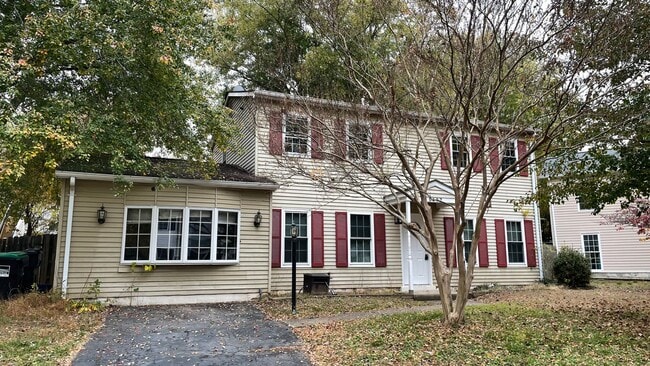 Photo - Single Family Home in Woodbridge