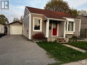 Building Photo - 145 Eby St