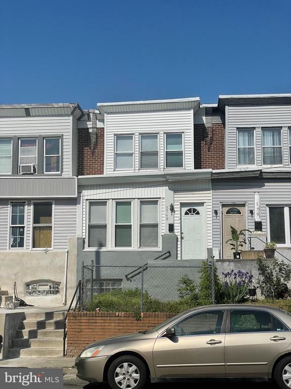Foto principal - 5748 N 7th St