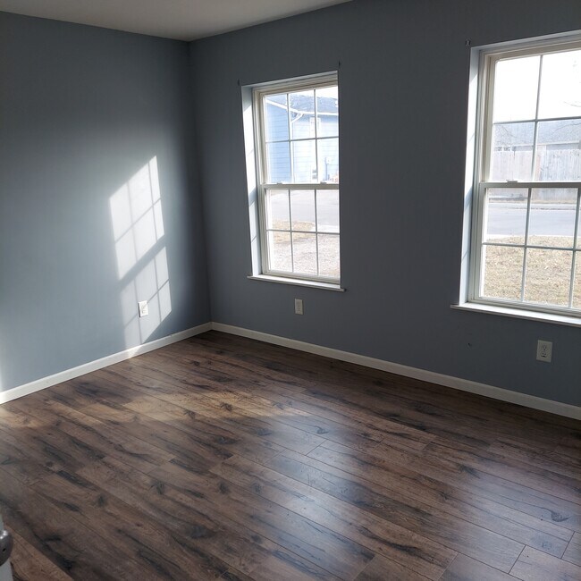 Foto del edificio - 1103 Harwood St