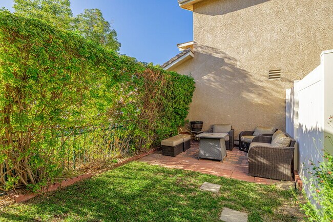 Foto del edificio - 30414 Daisy Ct