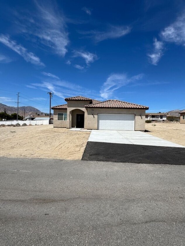 Building Photo - ***New Rental Home***