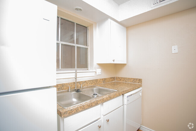 1BR, 1BA - 705SF - A1 - Woodland Park