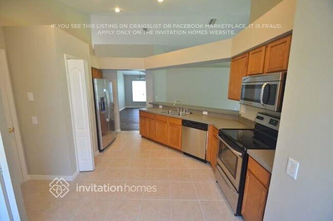 Building Photo - 12608 Kings Lake Dr