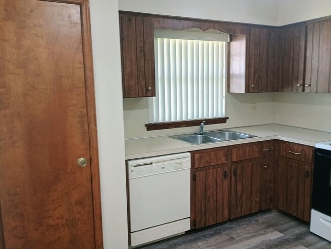 Building Photo - #664 Village