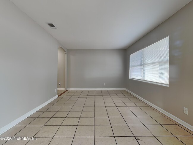Foto del edificio - 10927 Regency Dr
