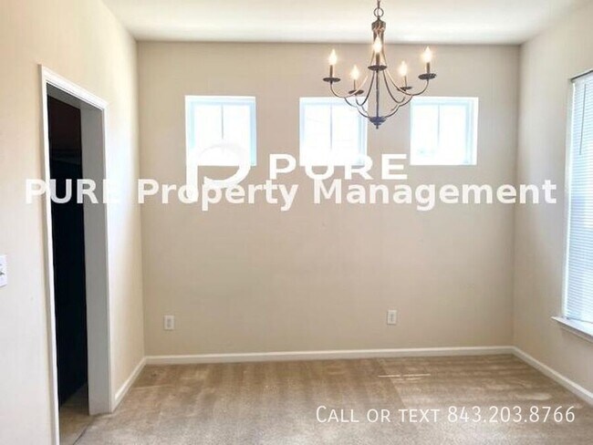 Foto del edificio - 160 Avonshire Dr