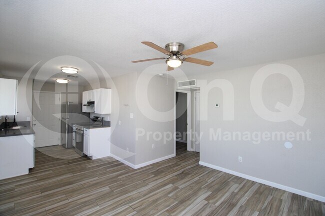 Foto del edificio - 2109 W Hayward Ave