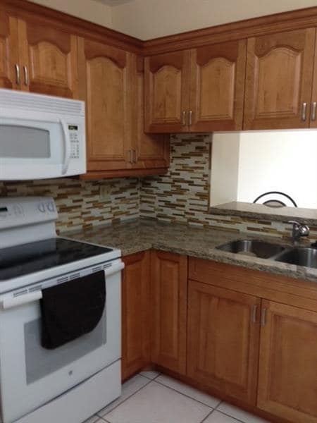 Building Photo - 4100 N 58th Ave