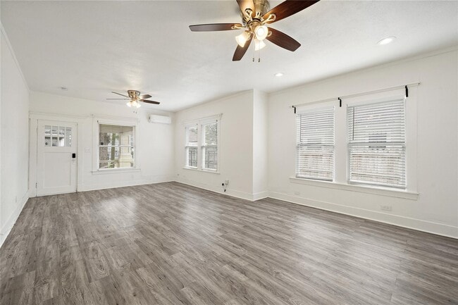 Foto del edificio - 1109 Gargan St